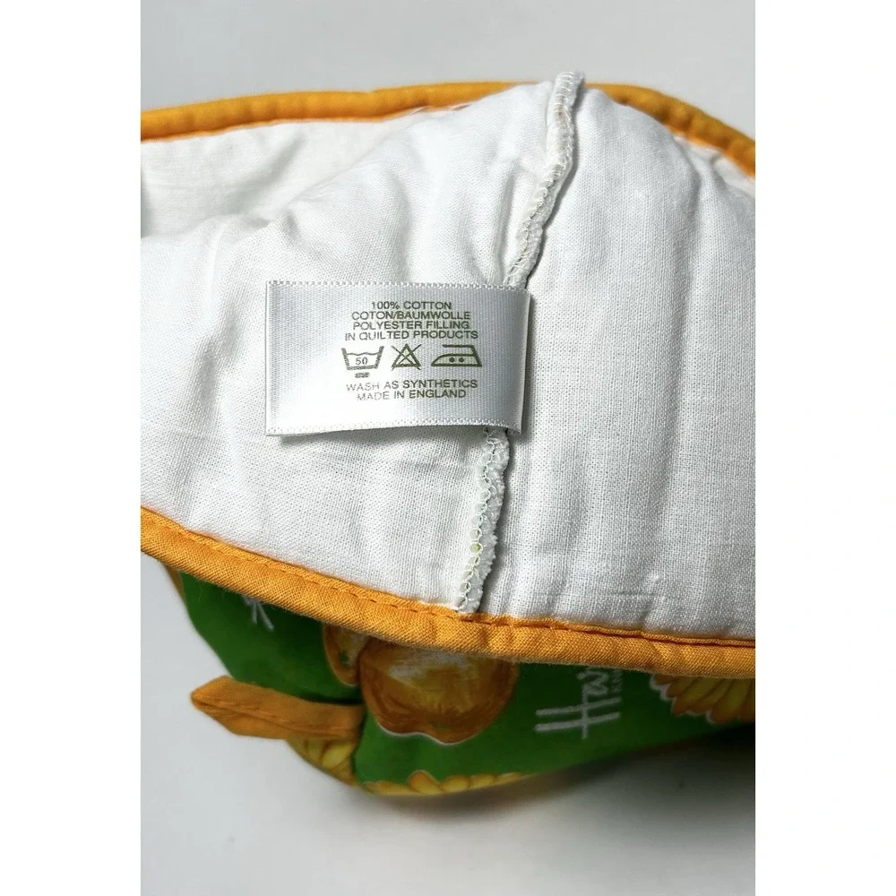 Tea Cozy/HARRODS Knightsbridge/Bright Green w/Yellow daisies & oranges/Cotton